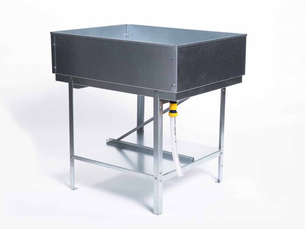 Balkongbädd liten från Grohus. Helhetsbild på balkongbädden.