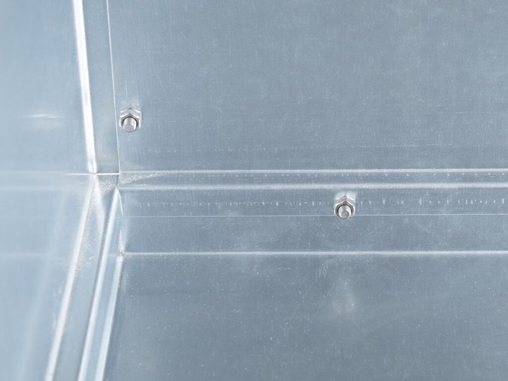 Balkongbädd liten från Grohus. Närbild på insidan.