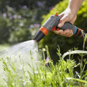 Gardena comfort strålpistol under användning