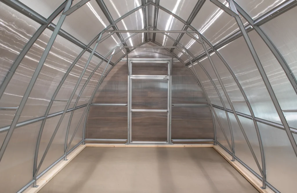 Tor 300 inifrån i showroom i Gällstad