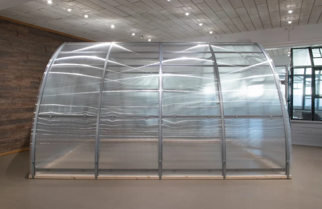 Tor 300x utifrån fotat från sidan i vårt showroom i Gällstad